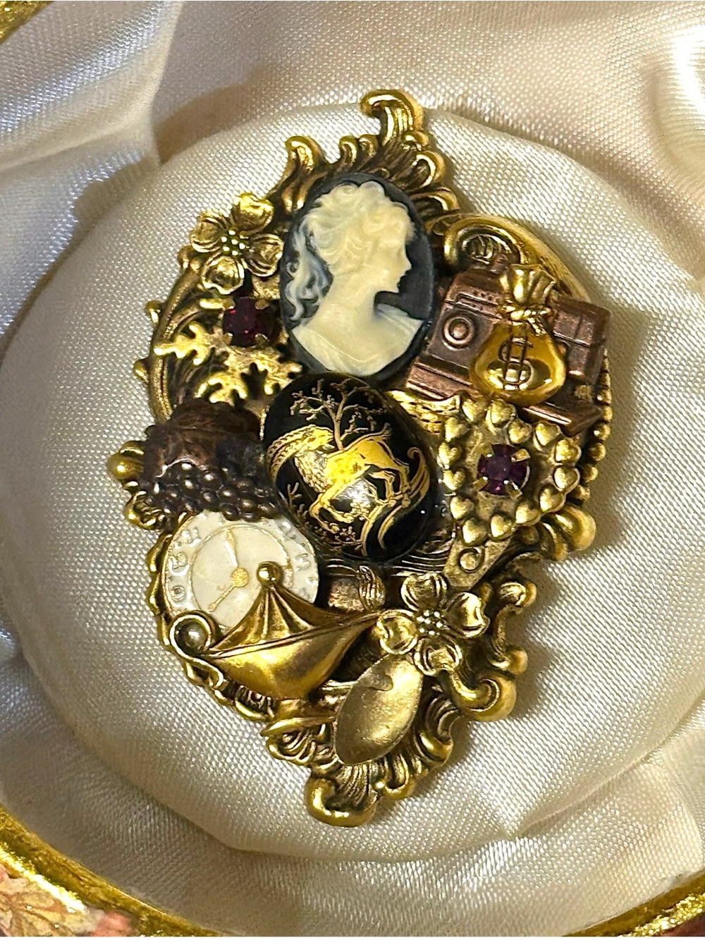 Scripture Wear x Elements 90’s Big Chatelaine Proverbs 31 Charm Brooch Steampunk